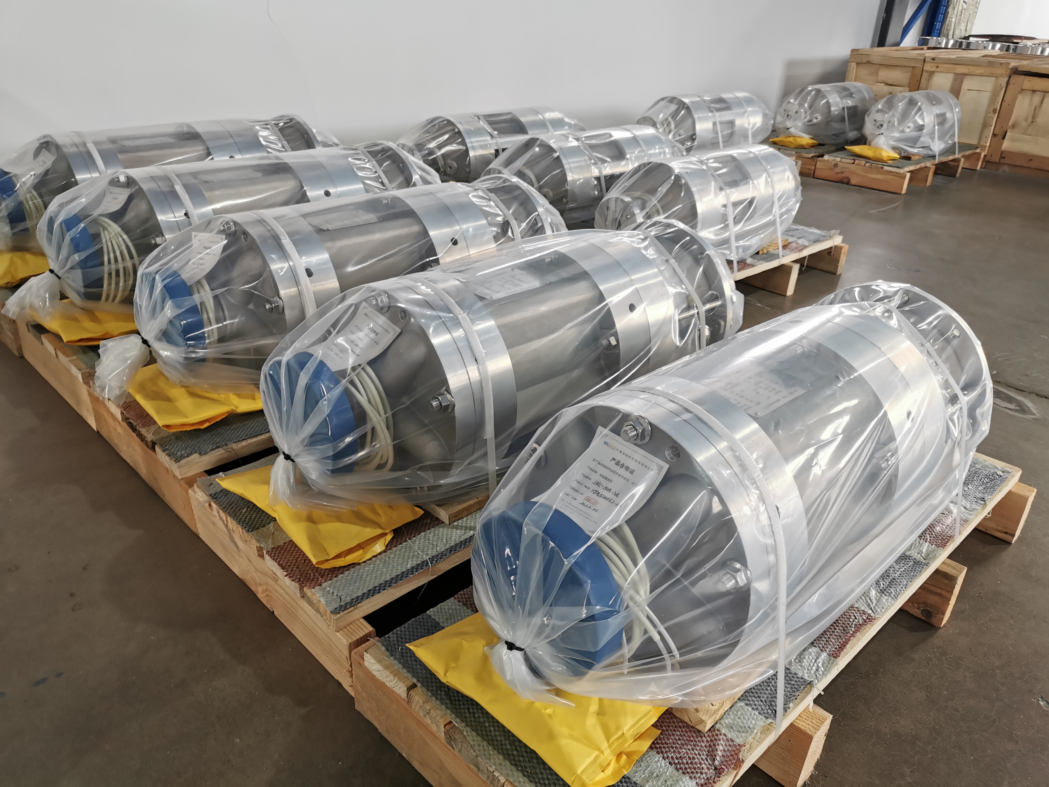 LNG低溫潛液泵四級(jí)泵 LNG低溫潛液泵四級(jí)泵